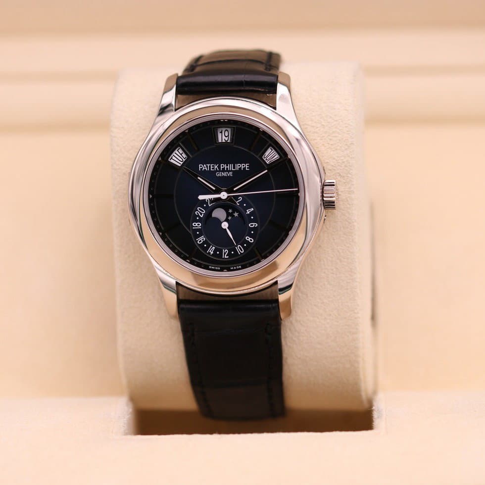 Patek Philippe Complications 5205G-013