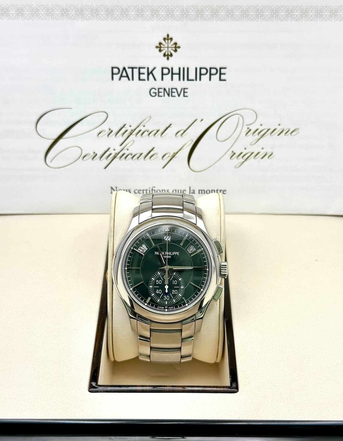 Patek Philippe Complications 5905/1A-001