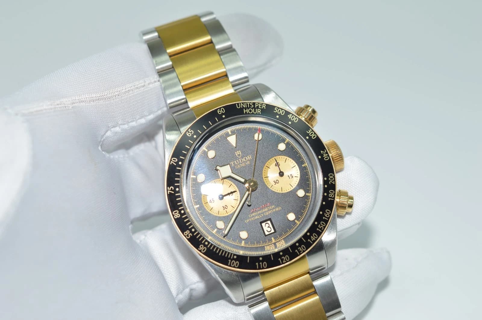 Tudor Black Bay M79363N-0001