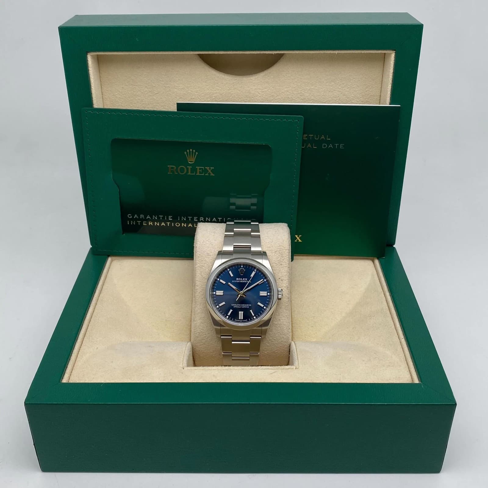Rolex Oyster Perpetual 126000