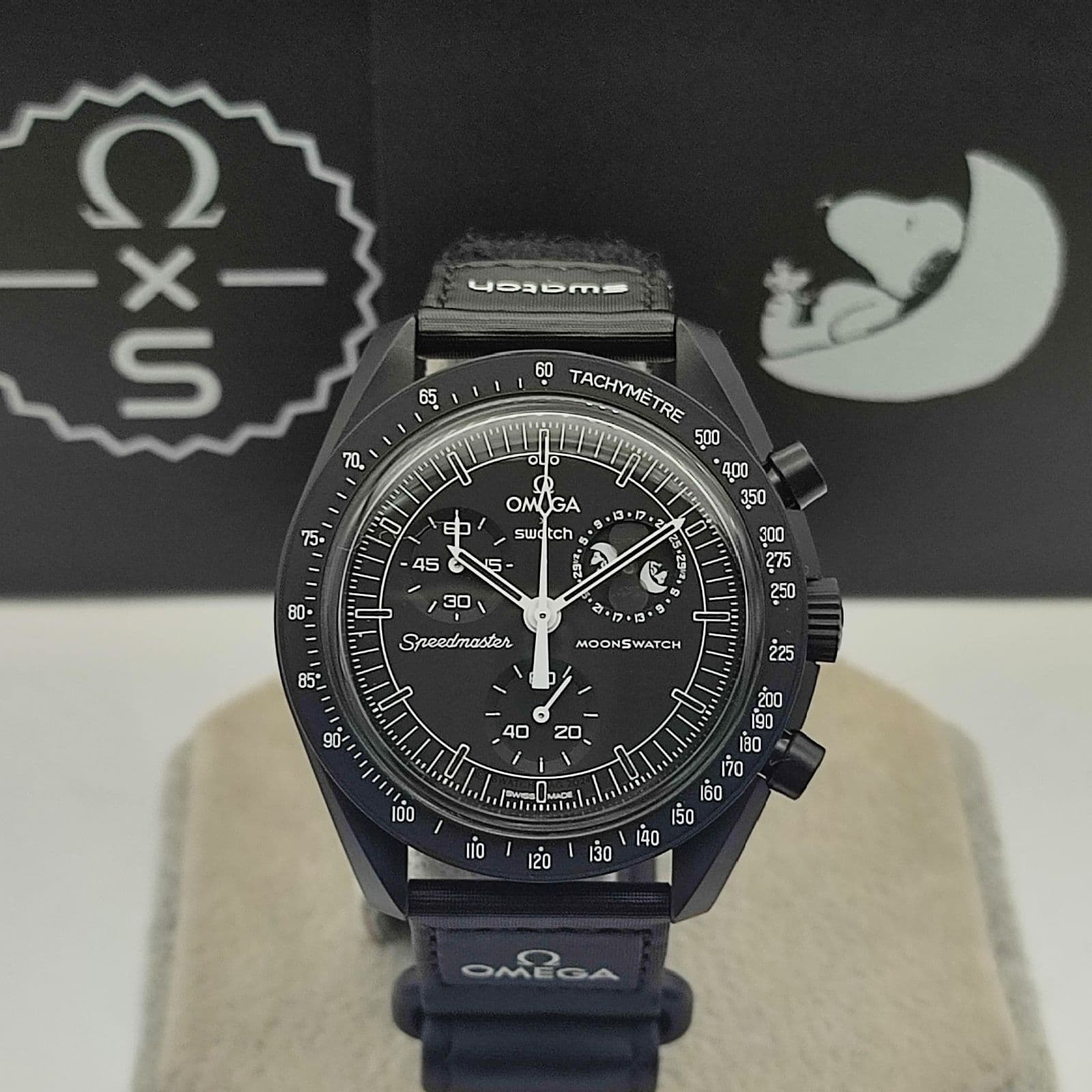 Swatch OMEGA x Swatch MoonSwatch SO33B700