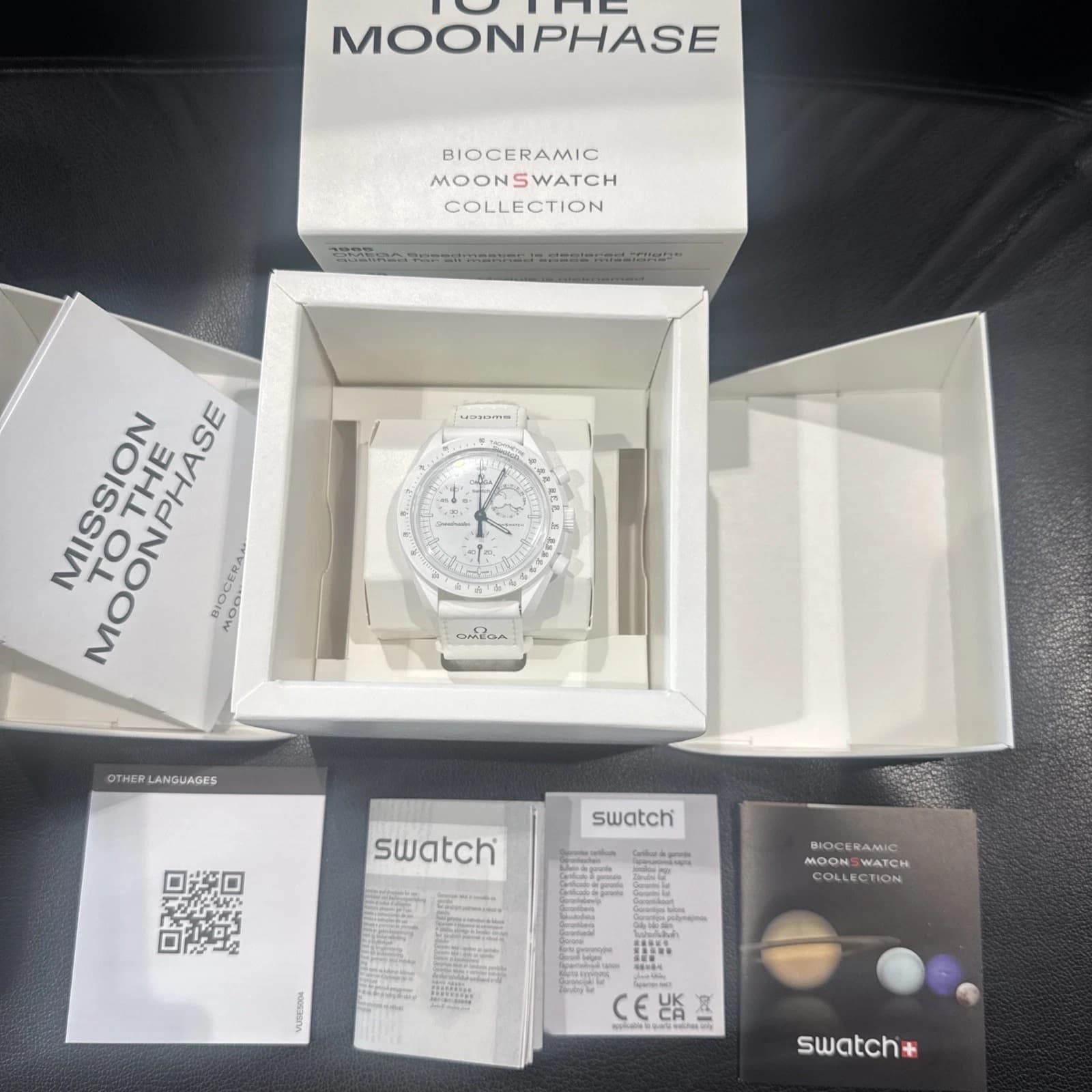 Swatch OMEGA x Swatch MoonSwatch SO33W700