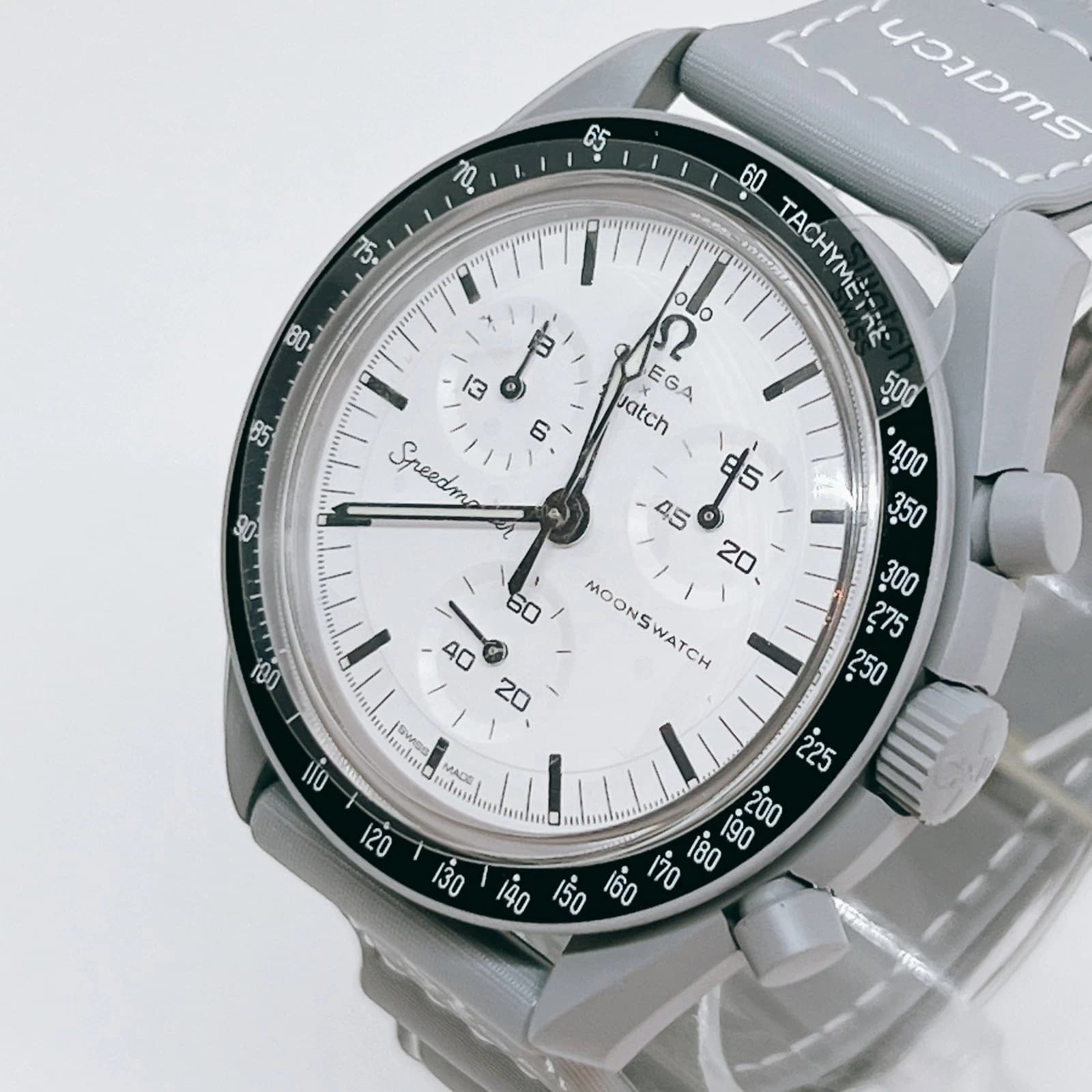 Swatch OMEGA x Swatch MoonSwatch SO33M106