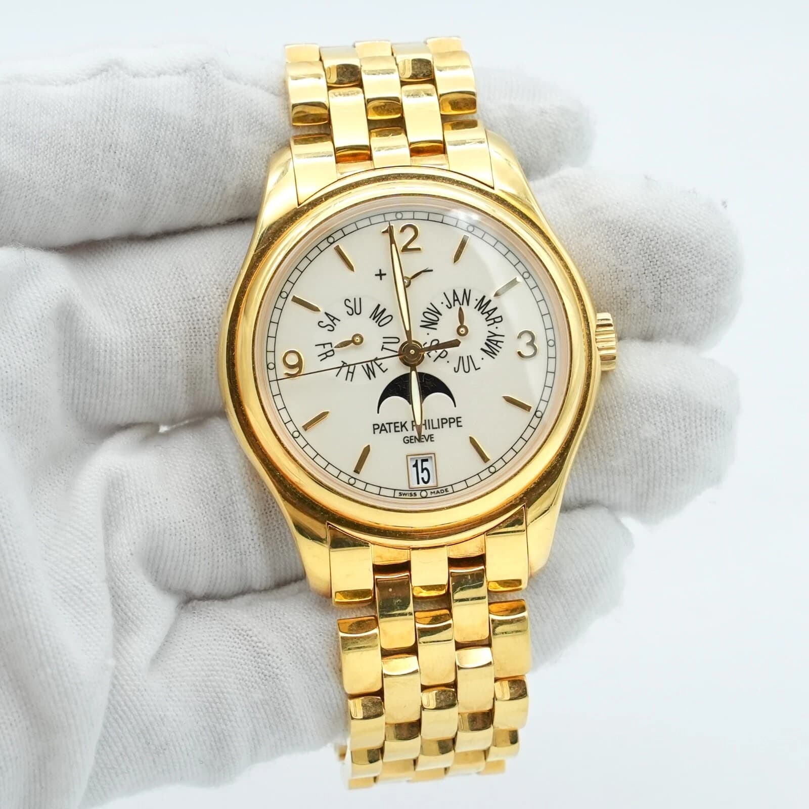 Patek Philippe Complications Annual Calendar 5146/1J-001