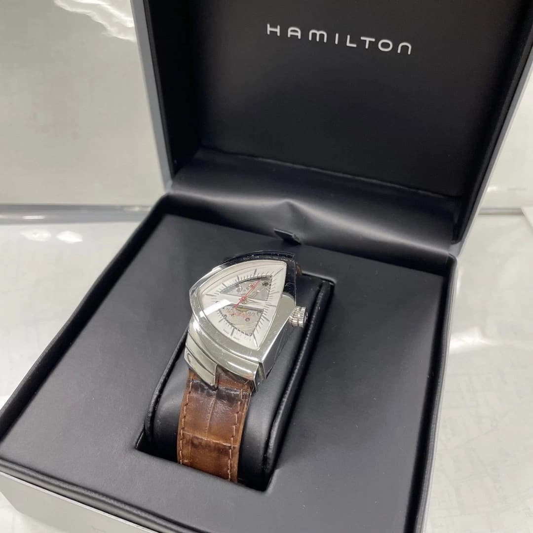 Hamilton Ventura H245150