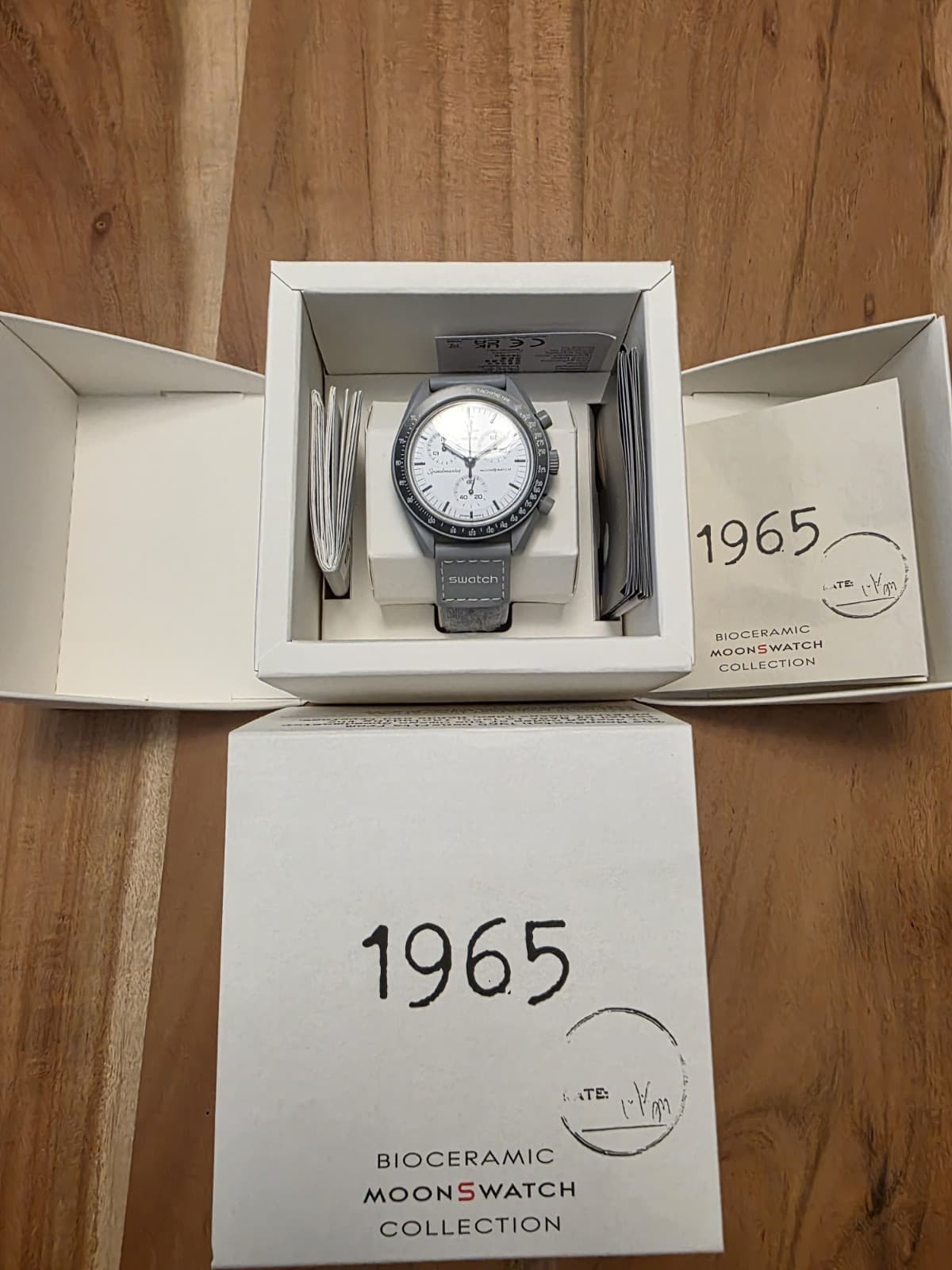 OMEGA x SWATCH Speedmaster Moonswatch 1965 S033M106
