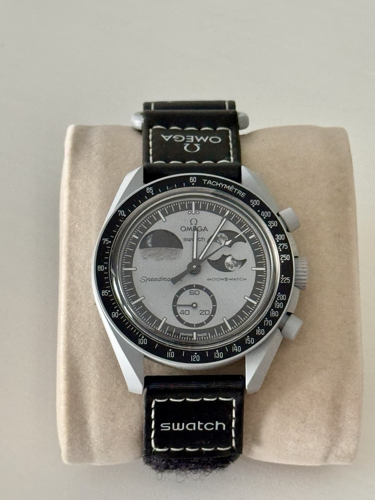 OMEGA x Swatch mission to earthphase SO33M700