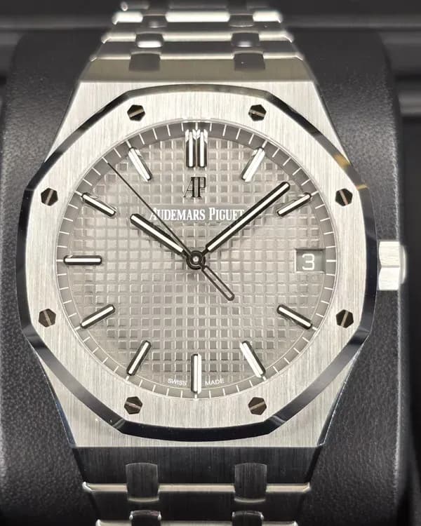 Audemars Piguet Royal Oak 15500ST.OO.1220ST.02